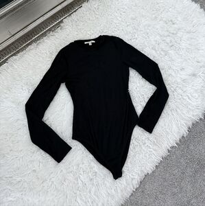 edited by remi bader Ribbed Long Sleeve Bodysuit. Black. Size medium. New withou